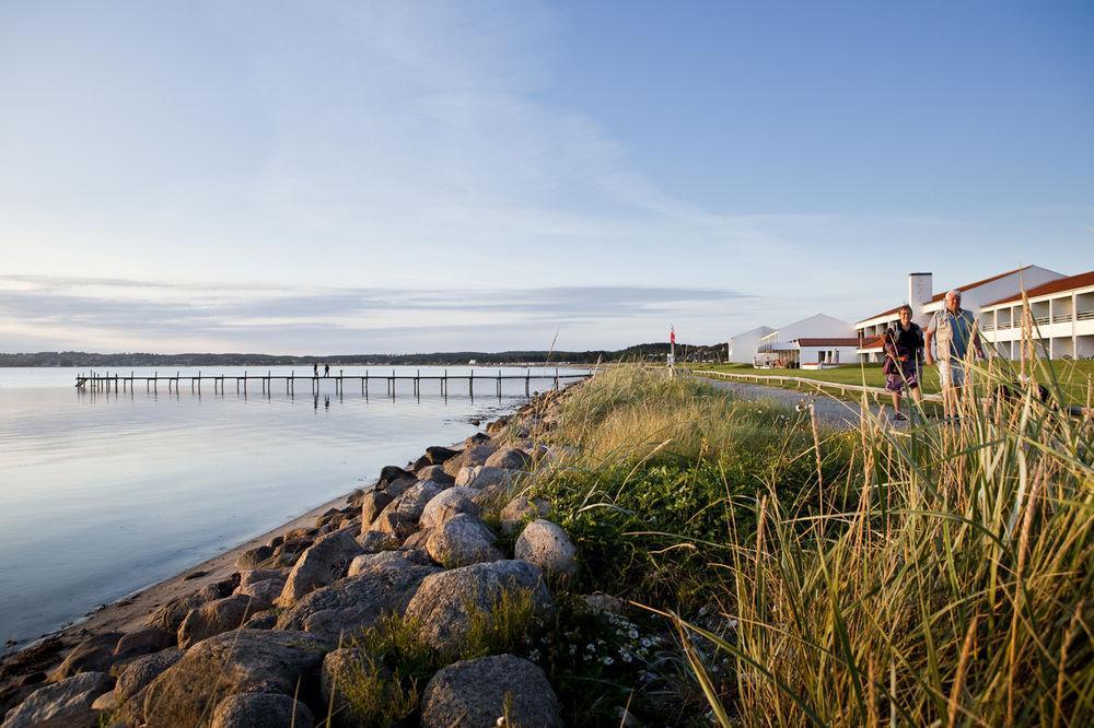 Langhoff & Juul Boutique Hotel Og Restaurant Ebeltoft Esterno foto
